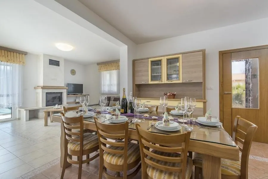 קריגדור Villa Ales קרואטיה