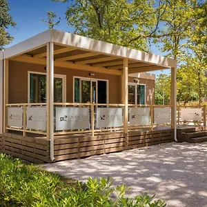 Mobile Homes Premium Relax Park Umag By Camp4you Karigador